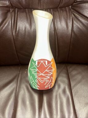 Native American southwest style vase
